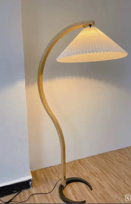 Room Decoration Floor Lamp Atmosphere Living Room High-End Feeling Bedroom Study Pleated Solid Wood Antique Standing Table Lamp