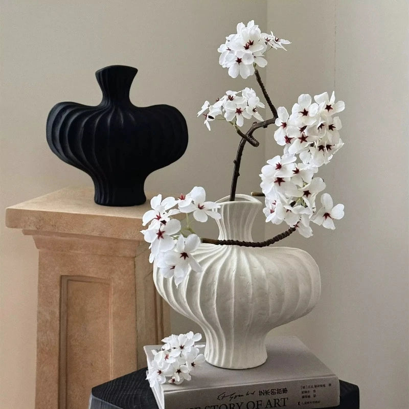 Creative Ceramic Vase Living Room Desktop Ornament Flower Arrangement Dried Flower Retro Decor Vase Home Decor