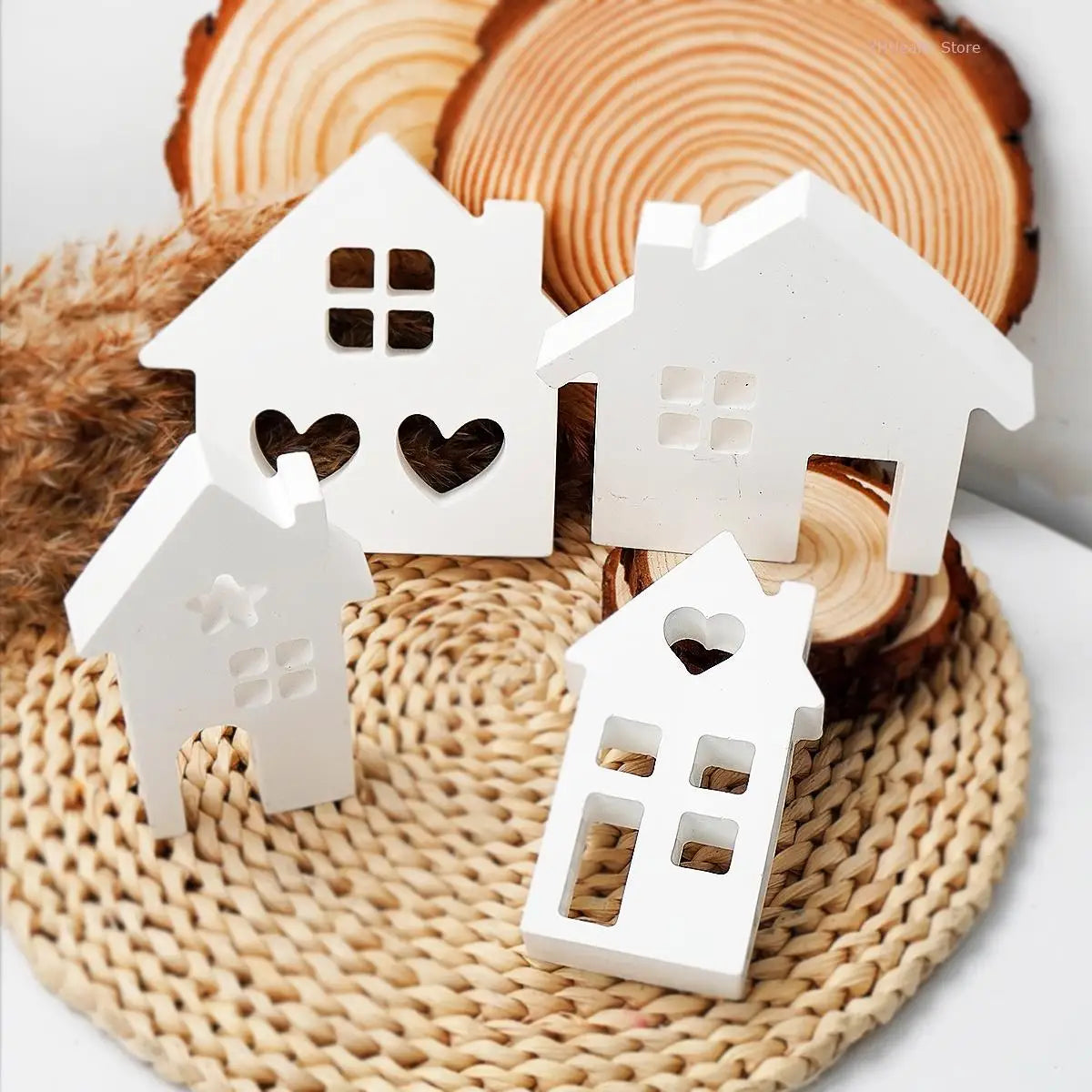 DIY House Shape Silicone Mould Handmade Heart House Plaster Candle Casting Molds Windows House Room Warm Decoration Crafts Gifts