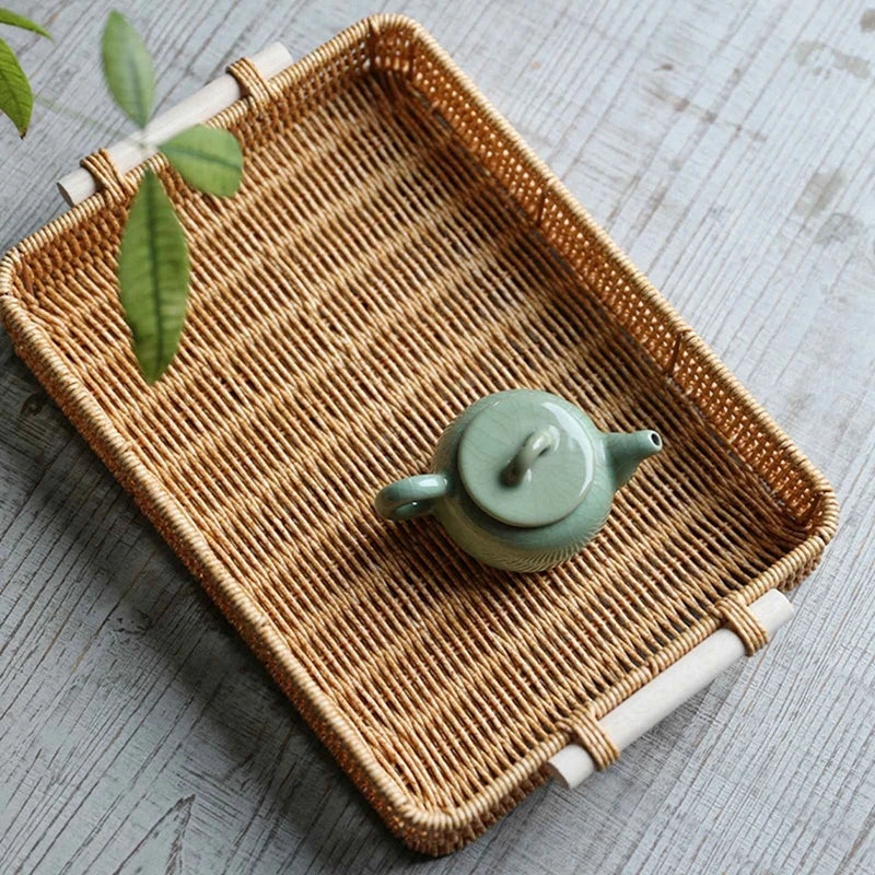 Multi-size Handwoven Rattan Storage Tray Round Wicker Basket Serving Tray With Wooden Handle Bread Food Plate Fruit Cake Platter