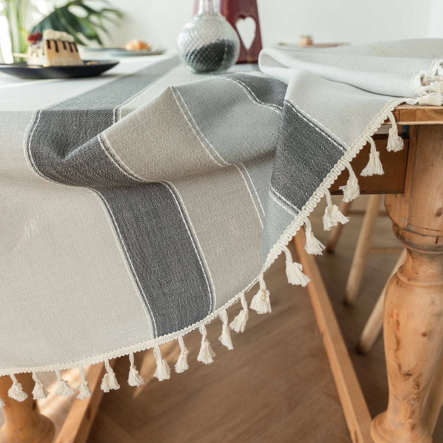 Battilo Linen Cotton Tablecloth Round Rectangular Table Cloth Waterproof Table Cover for Dining Coffee Table Kitchen Room Decor