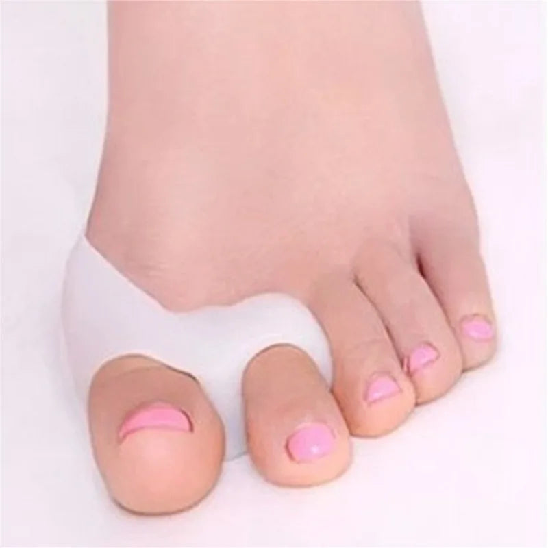 1Pair Silicone Gel foot fingers Two Hole Toe Separator Thumb Valgus Protector Bunion adjuster Valgus Guard feet care