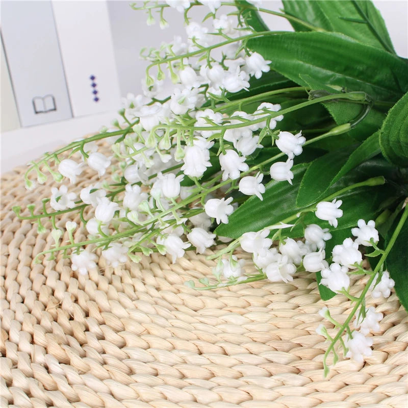7 Branch White Artificial Lily of the Valley Flower Gift Silk Fake Flower Lily Bouquet for Home Office Wedding Party Decor Flore