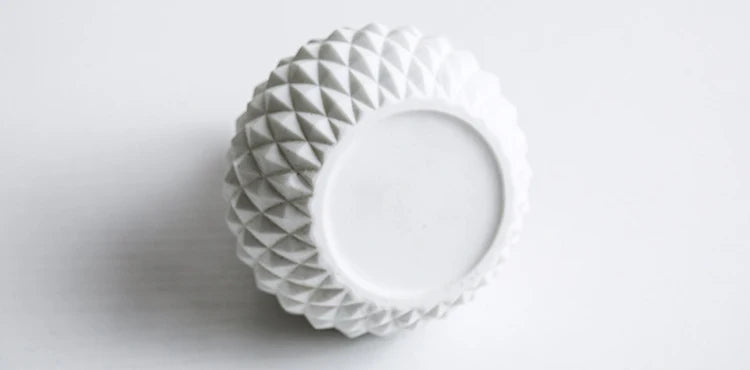 4.5 Inch White Ceramic Flower Vase Geometric Matt Vase Drop-shape Plants Hydroponic Container Home Garden Decoration Centerpiece