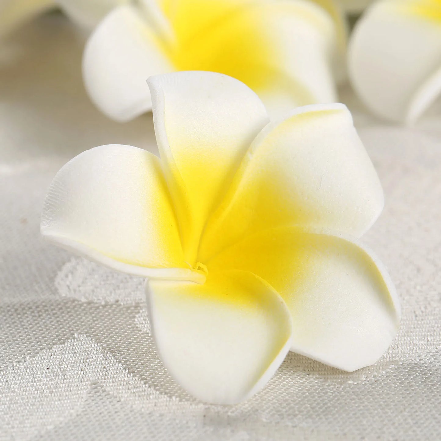 10Pcs Fake Foam Frangipani Flowers Artifical Plumeria Rubra for DIY Craft Wedding Party Hairpin Hats Headwear Home Decoration