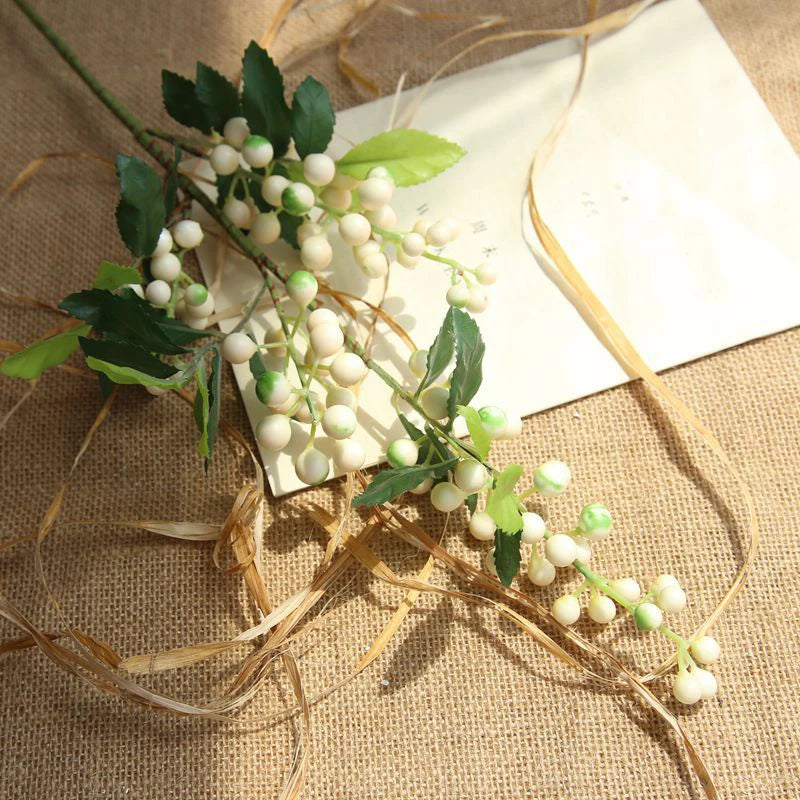 Artificial Flower Bunch Wedding Party Table Decoration Dry Flowers Bouquet Home DIY Christmas Berry Fake Flowers