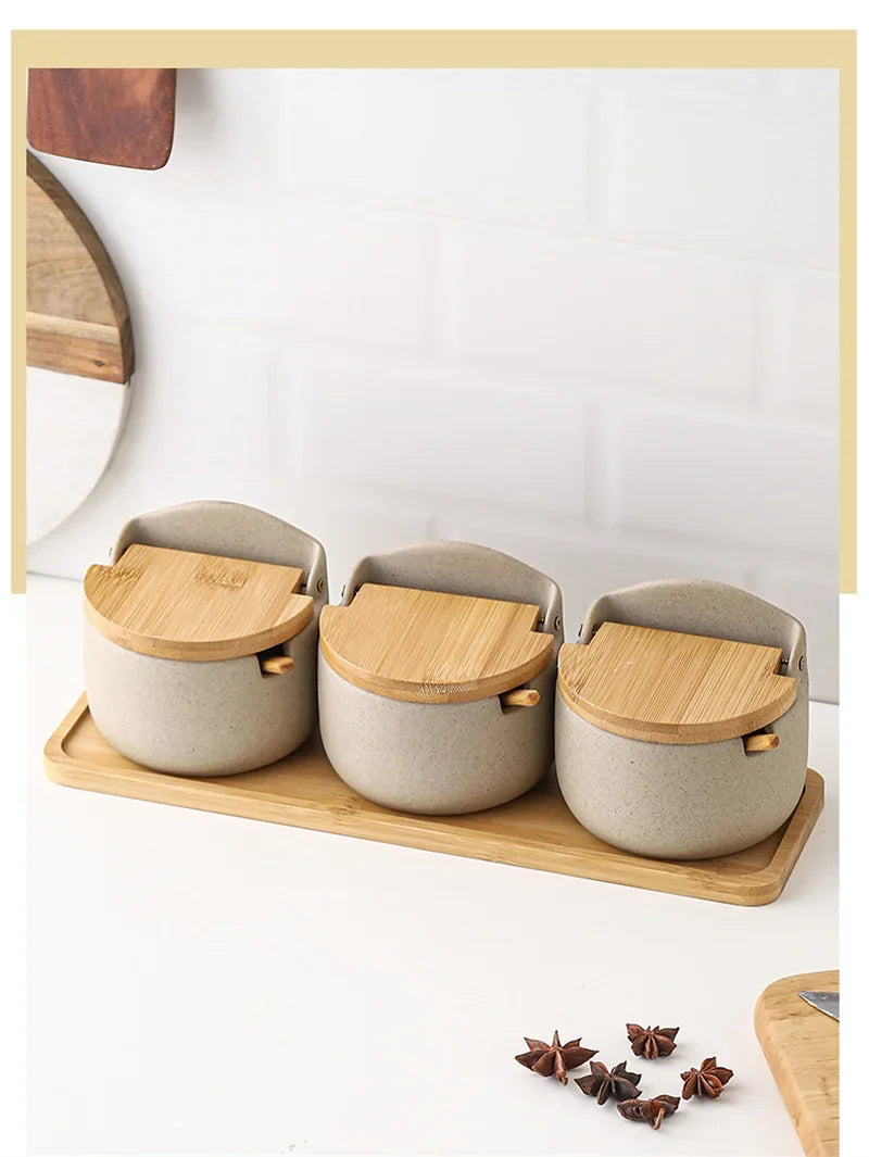 Japanese Style Ceramic Seasoning Jar Bamboo lid Spice jar With Spoon Kitchen Sugar Salt Spices Storage Box Household Container