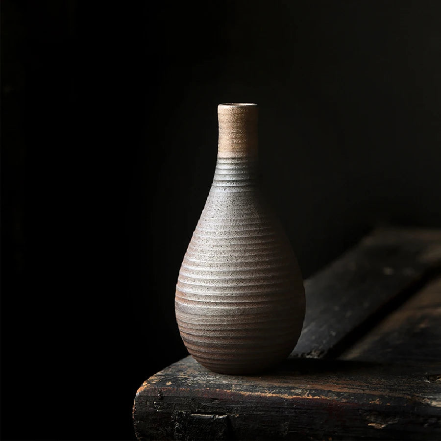 Retro rough pottery mini flower vase, ceramic tabletop small vase, indoor hydroponic ornament decoration