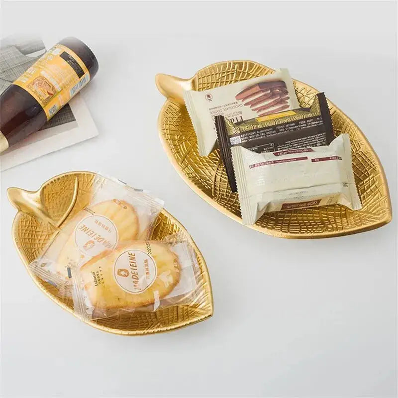 Nordic Wooden Tray Gold Leaf Shape Serving Tray Jewelry Pallet Fruit Snack Candy Dish Table Decoration Storage Organizer