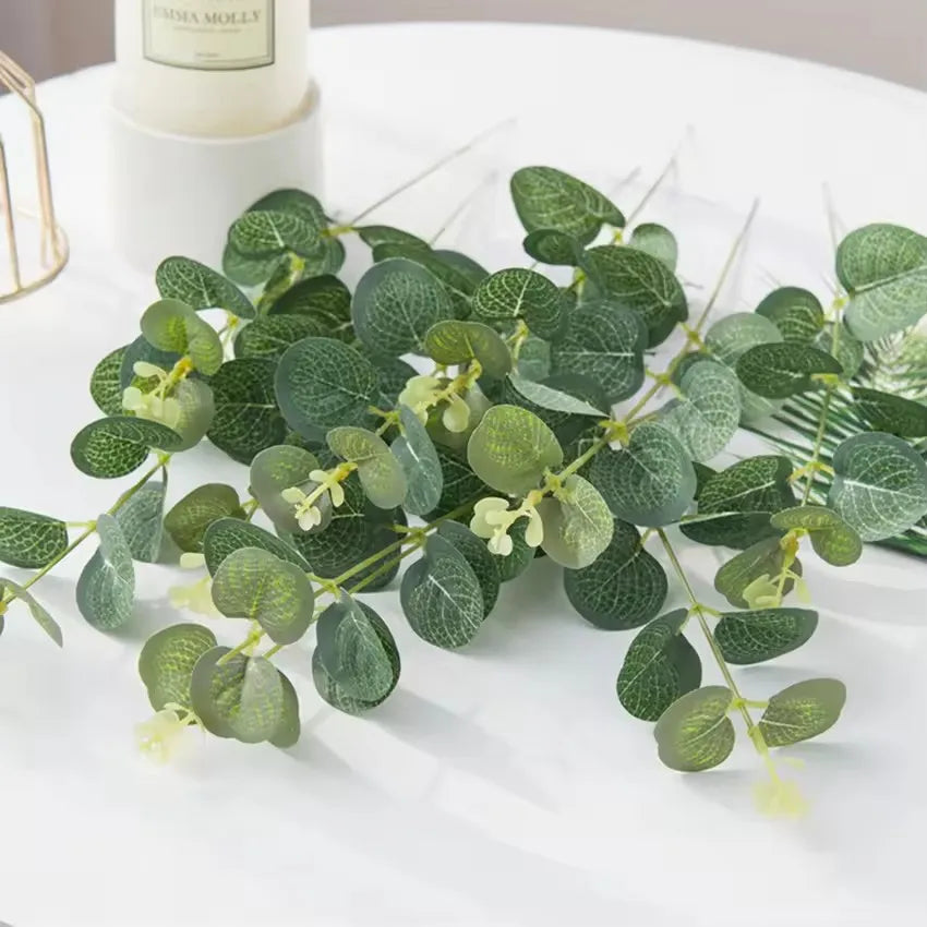 10pcs Eucalyptus Leaves Artificial Plastic Plants Leaves Bunch Branch Green Stems Wedding Faux Fake Flowers Cake DIY Decor