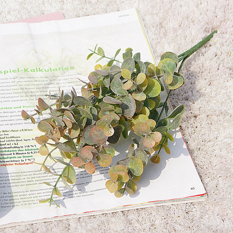 Artificial Plastic Plants Leaves Green Eucalyptus Branch Diy Garden Home Christmas Wedding Vase for Decoration Faux Fake Flowers