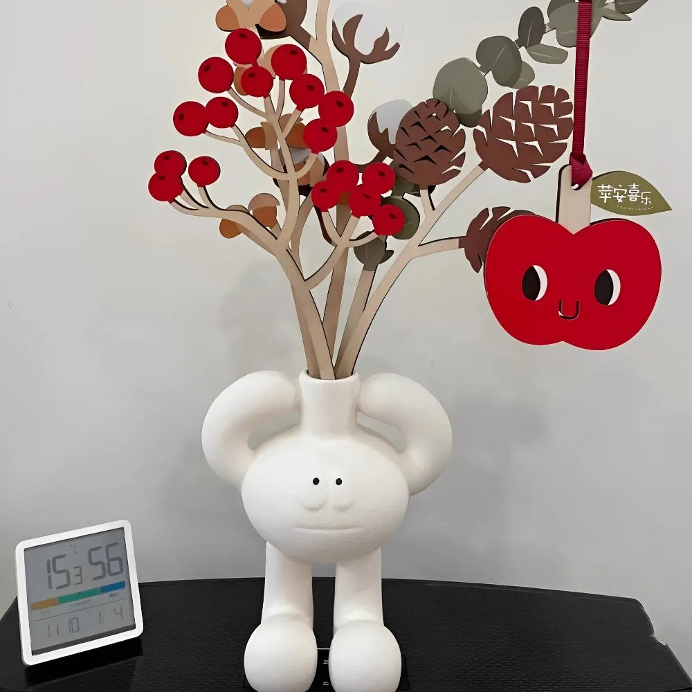 Shaped vase desktop living room dining room ornaments resin vase for children's gifts resin vase for interior decoration.