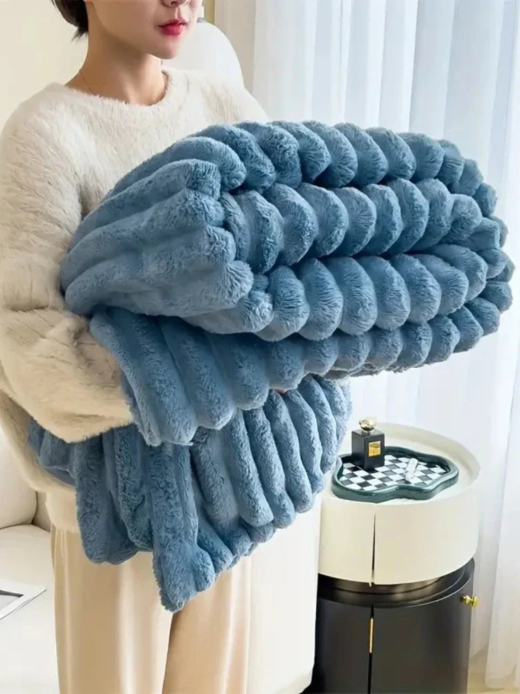 Soft & Delicate  Blanket Large Plush Ribbed Throw Warm Cozy Anti-Static Sofa Blanket Lightweight Bed Blanket Multi-Functional