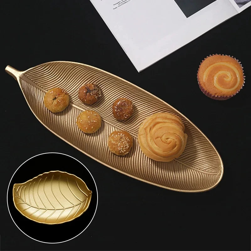 Nordic Wooden Tray Gold Leaf Shape Serving Tray Jewelry Pallet Fruit Snack Candy Dish Table Decoration Storage Organizer