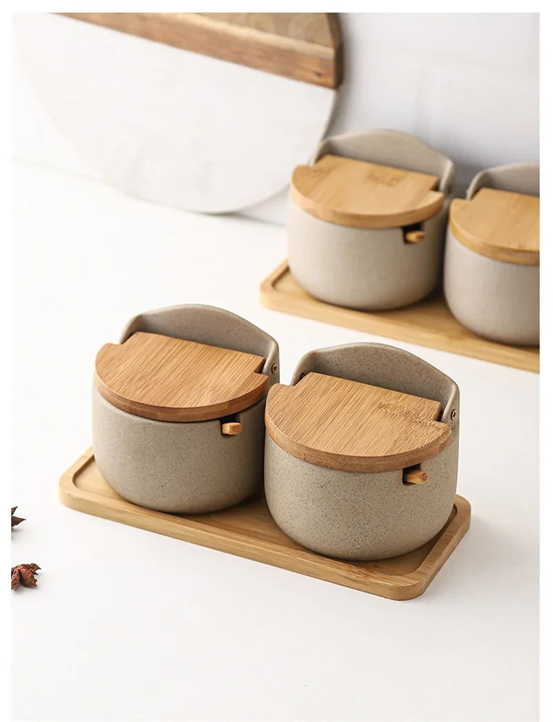 Japanese Style Ceramic Seasoning Jar Bamboo lid Spice jar With Spoon Kitchen Sugar Salt Spices Storage Box Household Container