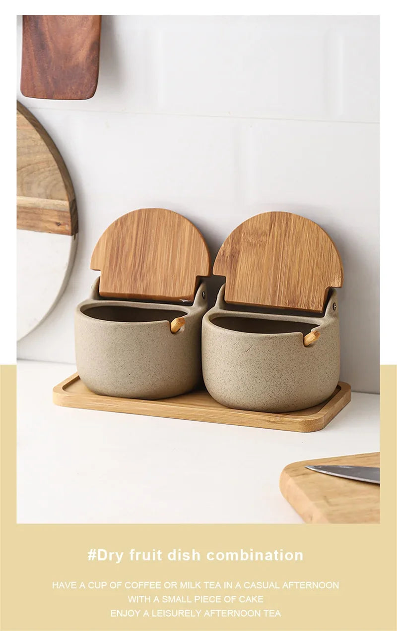 Japanese Style Ceramic Seasoning Jar Bamboo lid Spice jar With Spoon Kitchen Sugar Salt Spices Storage Box Household Container