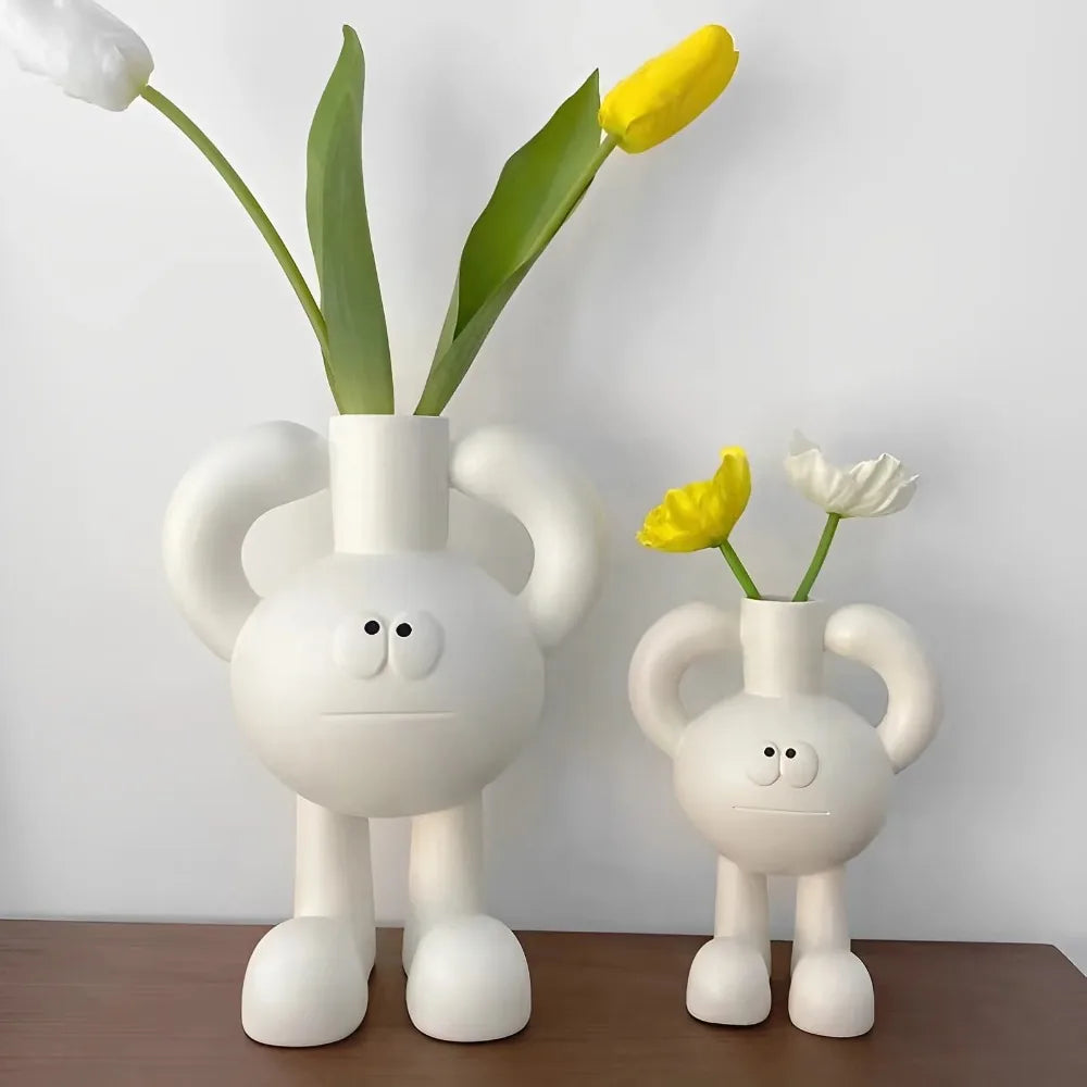 Shaped vase desktop living room dining room ornaments resin vase for children's gifts resin vase for interior decoration.