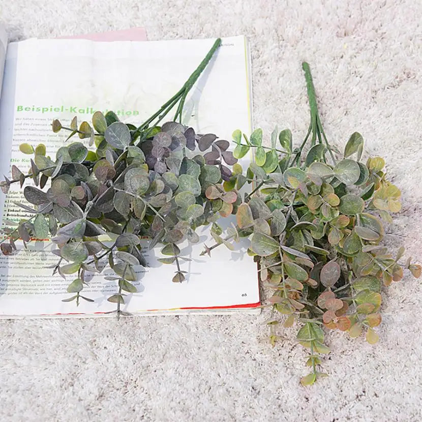 Artificial Plastic Plants Leaves Green Eucalyptus Branch Diy Garden Home Christmas Wedding Vase for Decoration Faux Fake Flowers