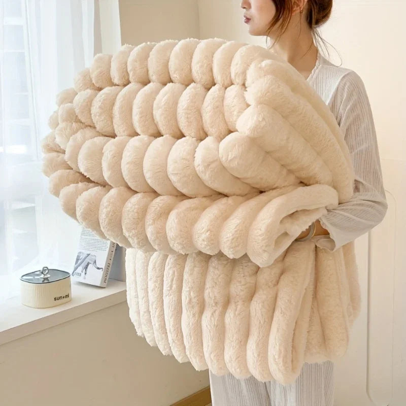 Soft & Delicate  Blanket Large Plush Ribbed Throw Warm Cozy Anti-Static Sofa Blanket Lightweight Bed Blanket Multi-Functional