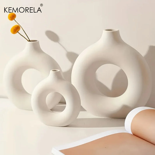 Nordic Style Ceramic Donut Shaped Vase Hollow Circular Flower Pot for Home Living Room Office Desktop Decorative Accessory Gift