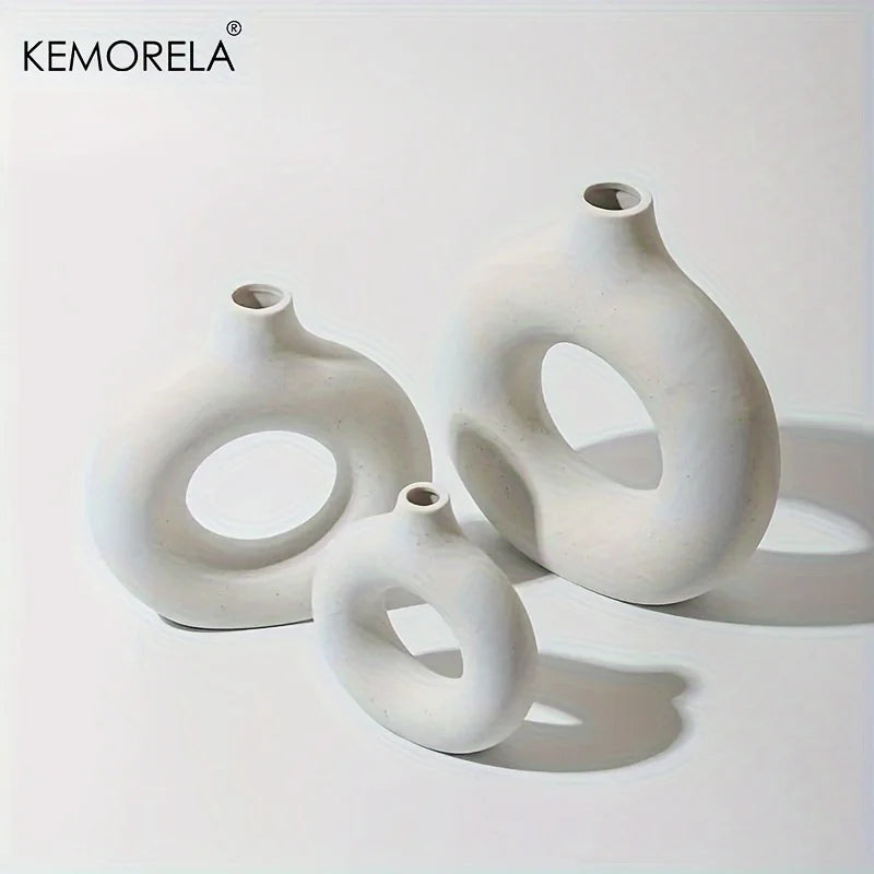 Nordic Style Ceramic Donut Shaped Vase Hollow Circular Flower Pot for Home Living Room Office Desktop Decorative Accessory Gift