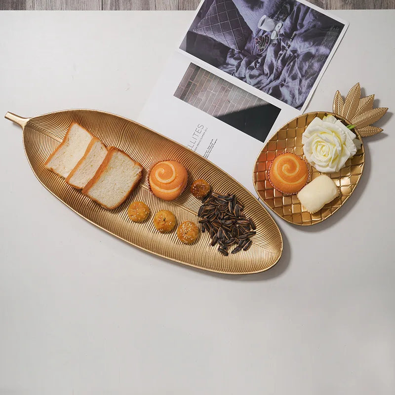 Nordic Wooden Tray Gold Leaf Shape Serving Tray Jewelry Pallet Fruit Snack Candy Dish Table Decoration Storage Organizer