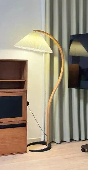 Room Decoration Floor Lamp Atmosphere Living Room High-End Feeling Bedroom Study Pleated Solid Wood Antique Standing Table Lamp